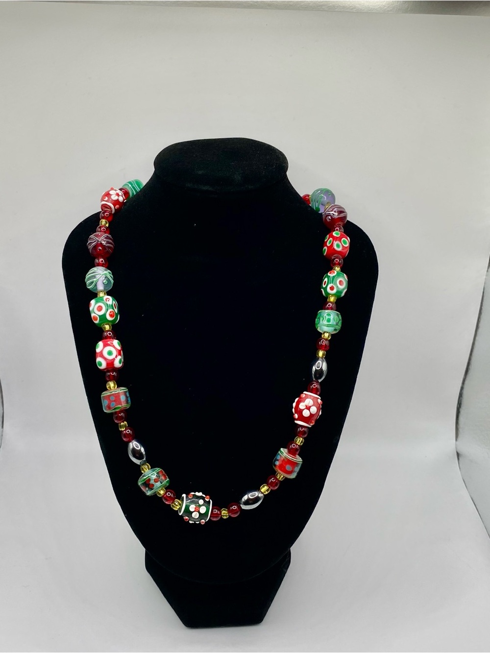 Vintage Red & Green Glass Bead Necklace